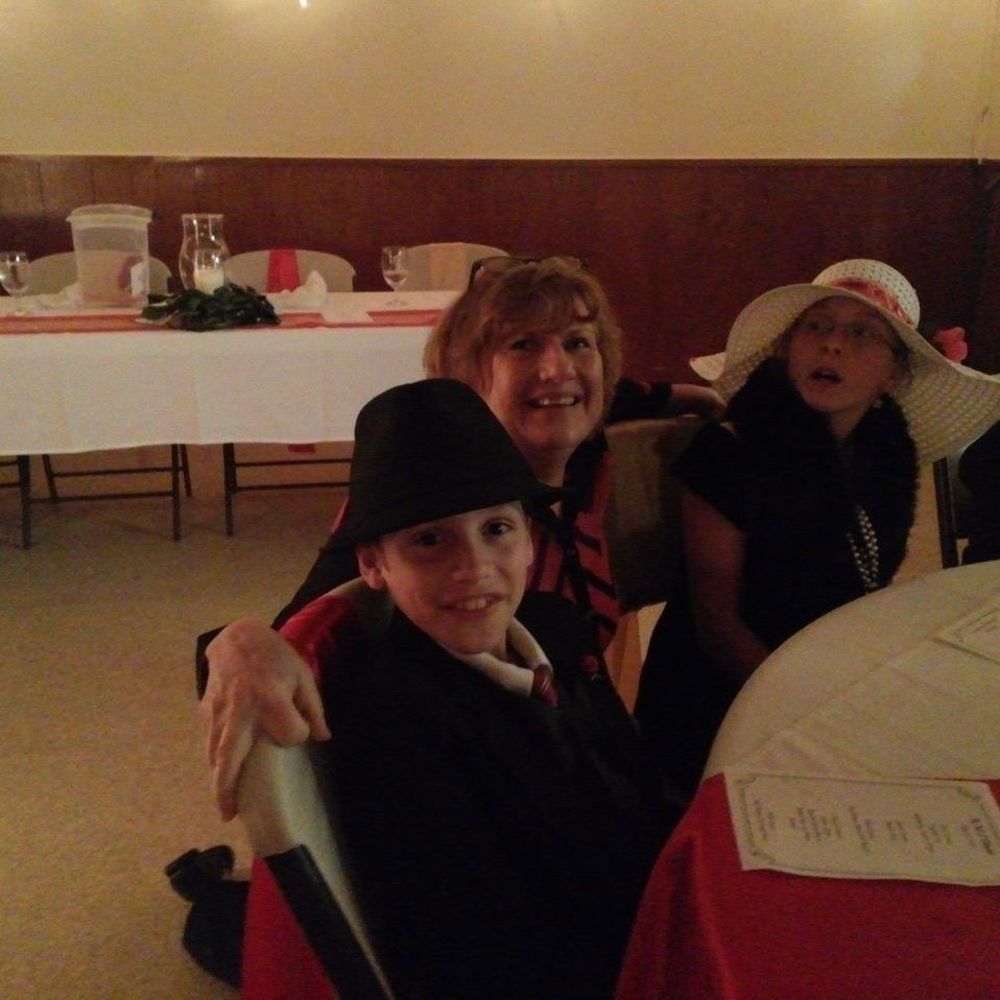 Meet your Posher, Elizabeth